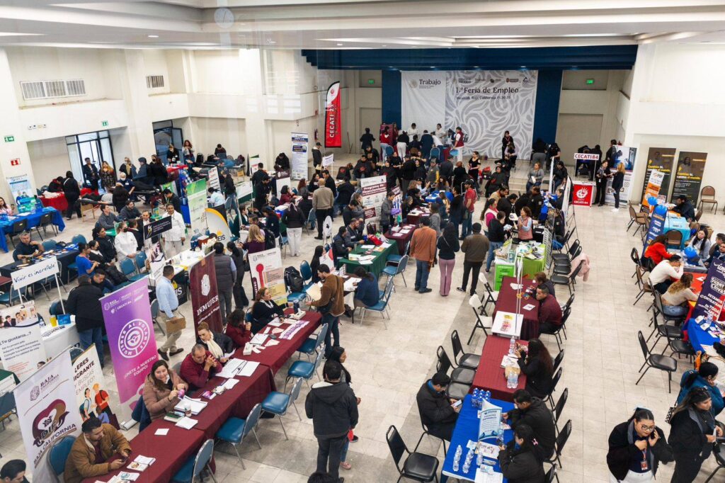 EXITOSA 1RA FERIA DEL EMPLEO 2025 DE LA SECRETARÍA DEL TRABAJO EN ...